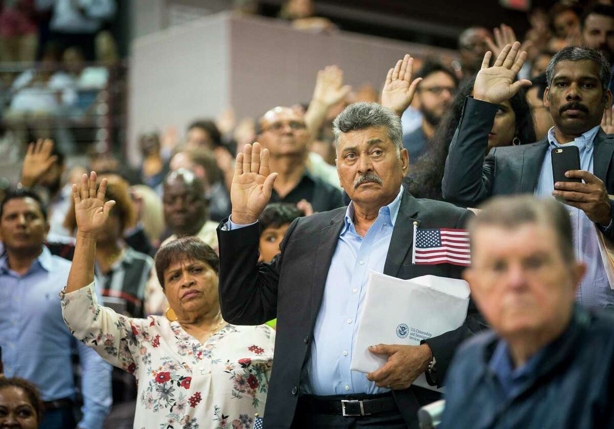 Houston immigrants get help with citizenship through federal grants