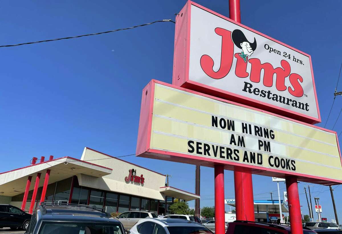 Jim’s Restaurants reels in this critic with a great catfish sandwich