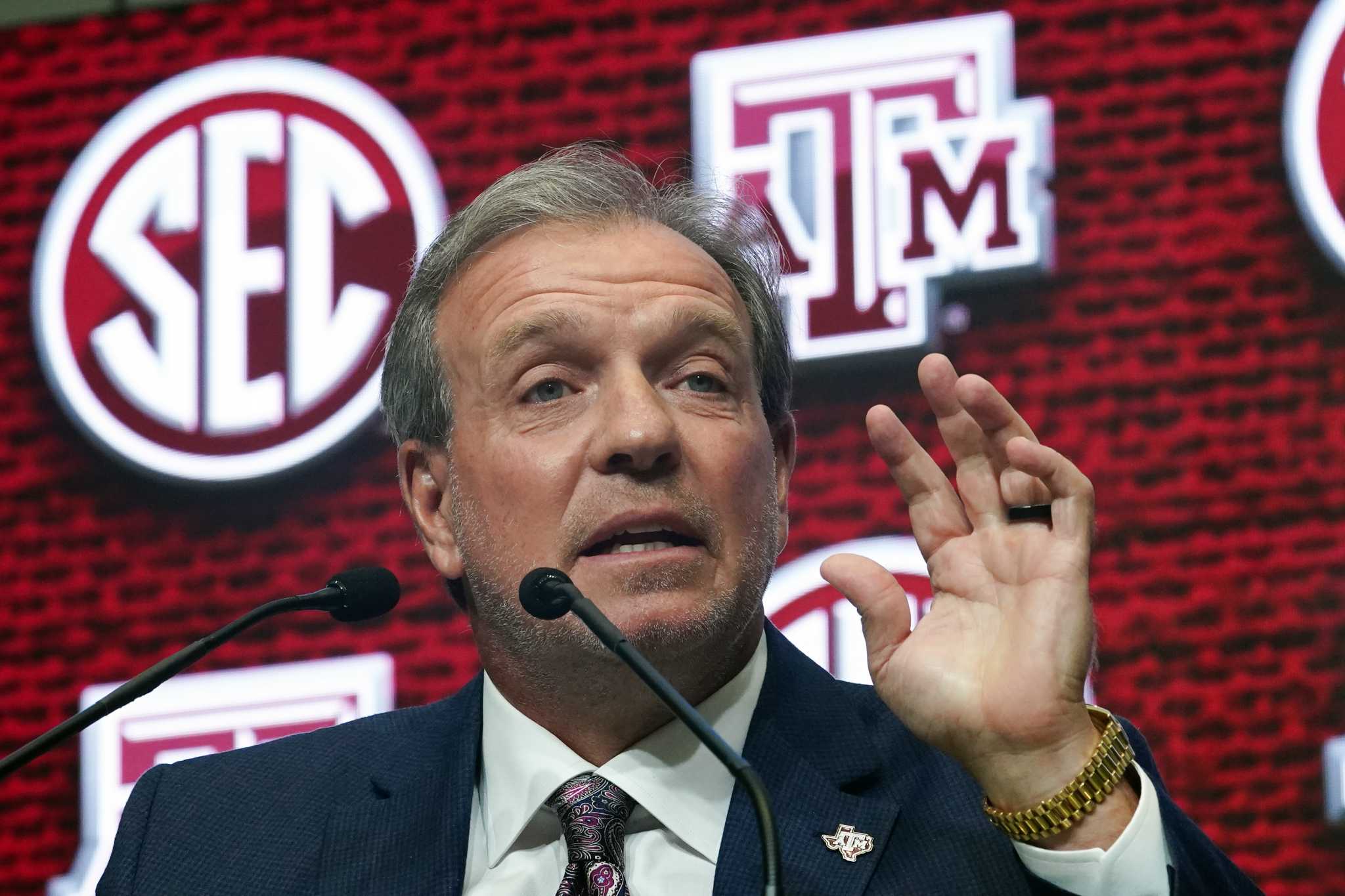 Texas A&M football Jimbo Fisher drops depth charts