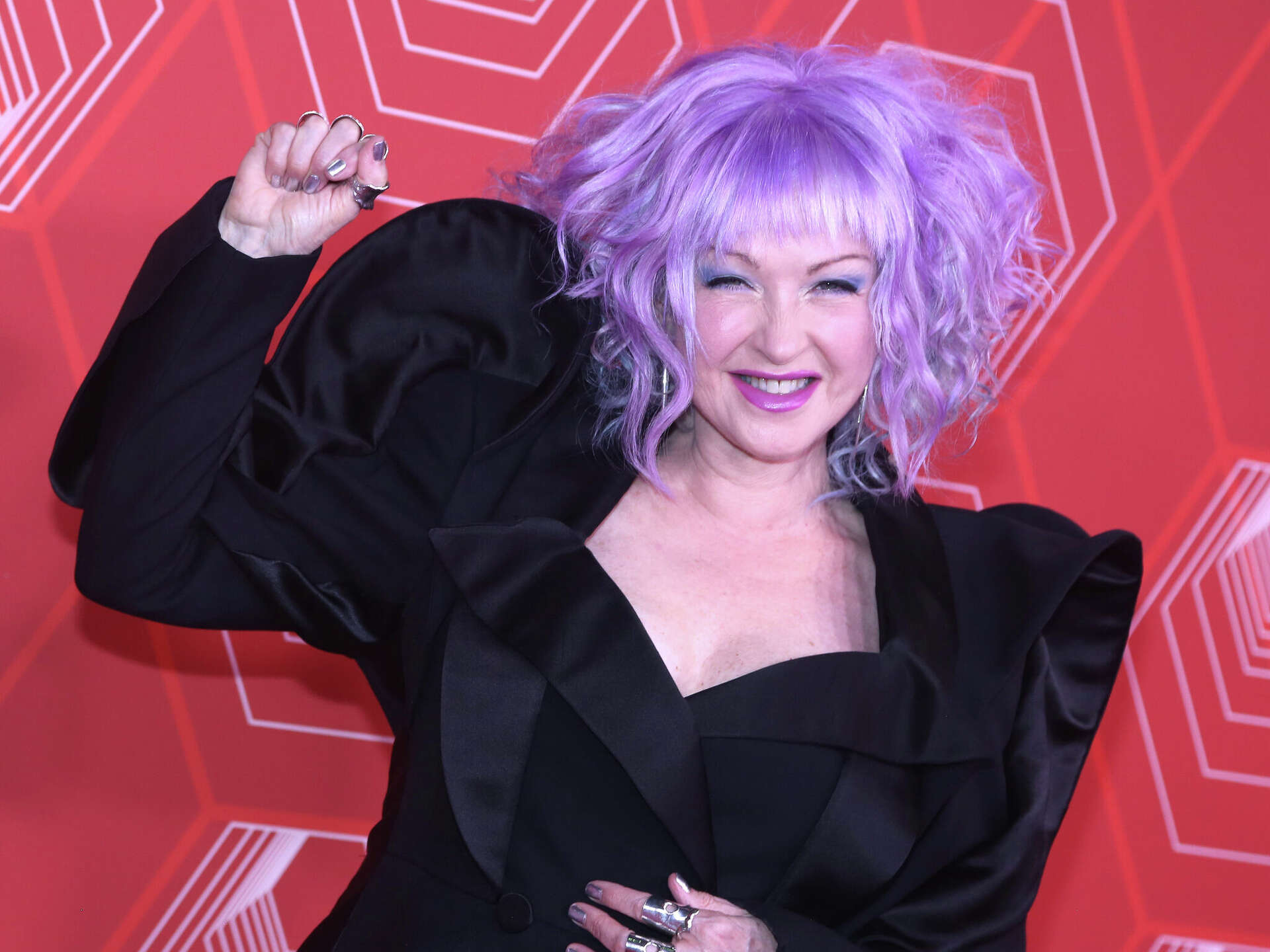 Rock & Roll Hall of Fame nominates Cyndi Lauper, formerly of CT