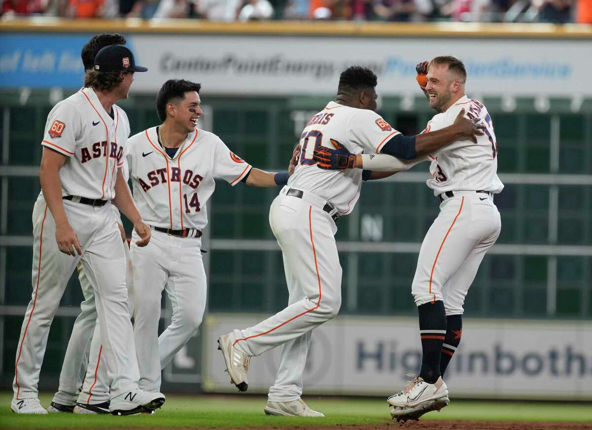 TO THE WORLD SERIES WE GO! ⚾⚾🔥🔥 Houston Astros clinch ALCS, beat NY  Yankees 6-5 in Game 4