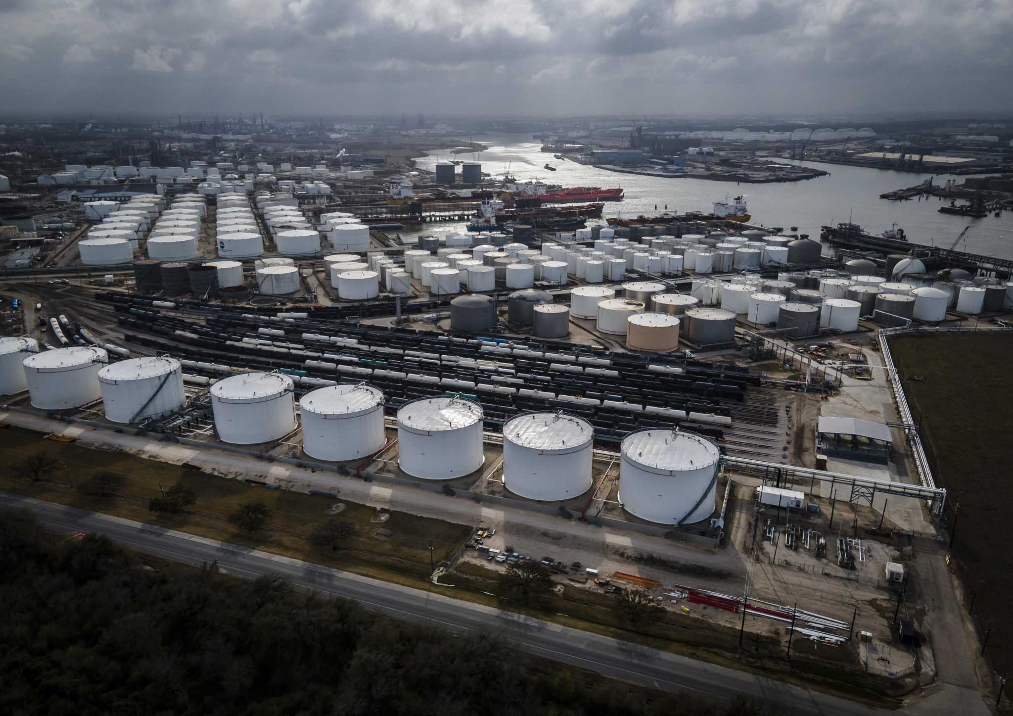 Owners Of Houston Fuel Oil Terminal Company Dock 3 Oneok, Magellan strike deal for pipeline assets
