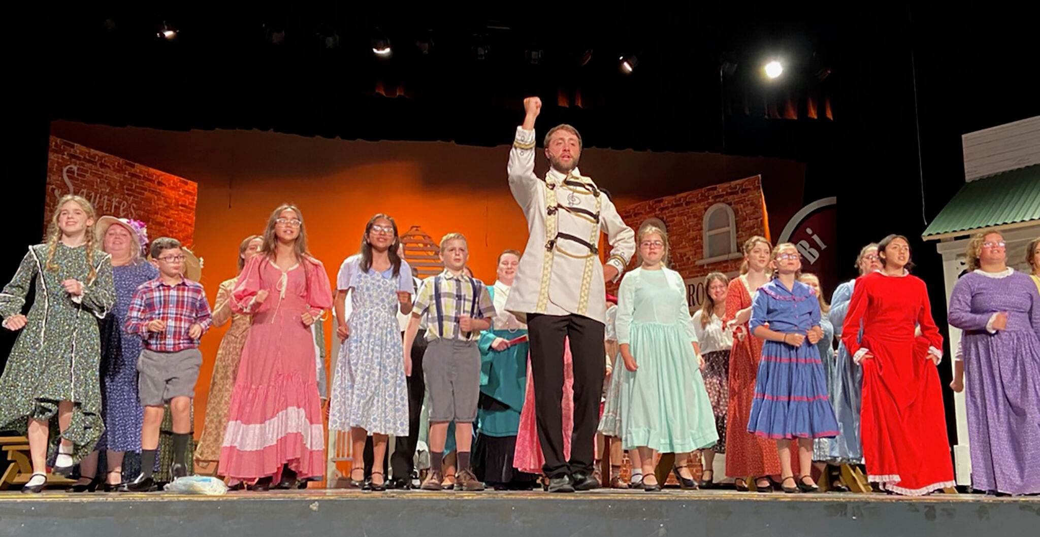 'Music Man' marching its way into Beardstown - Vimarsana News