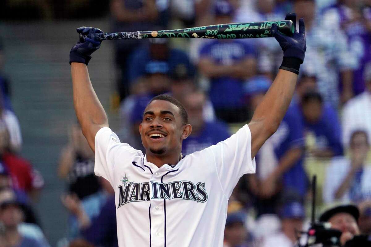 Young Mariners star Julio Rodriguez has plenty to smile about besides his team’s 14-game winning streak. The $750,000 he earned for his runner-up finish in Tuesday’s Home Run Derby at Dodger Stadium is $50,000 more than his 2022 salary.