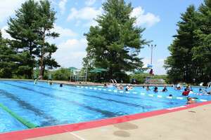 Why even on 93-degree day few people go to Bloomfield pool