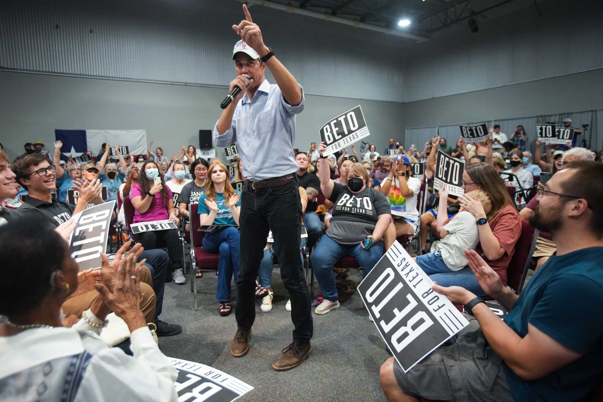 Beto O'Rourke warned to slow down by Hitchcock police, chief confirms - Vimarsana News