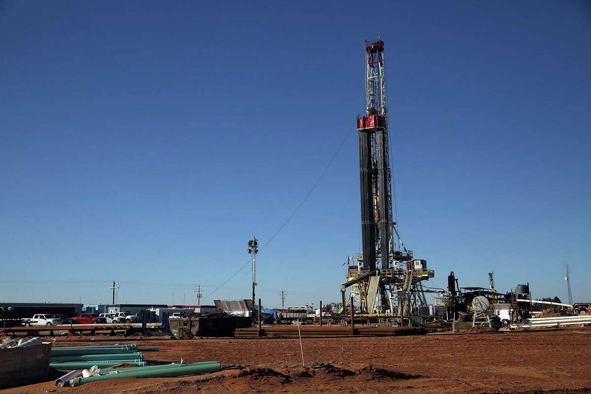A fracking site is situated on the outskirts of town in the Permian Basin oil field on January 21, 2016, in the oil town of Midland, Texas. (Spencer Platt/Getty Images/TNS)