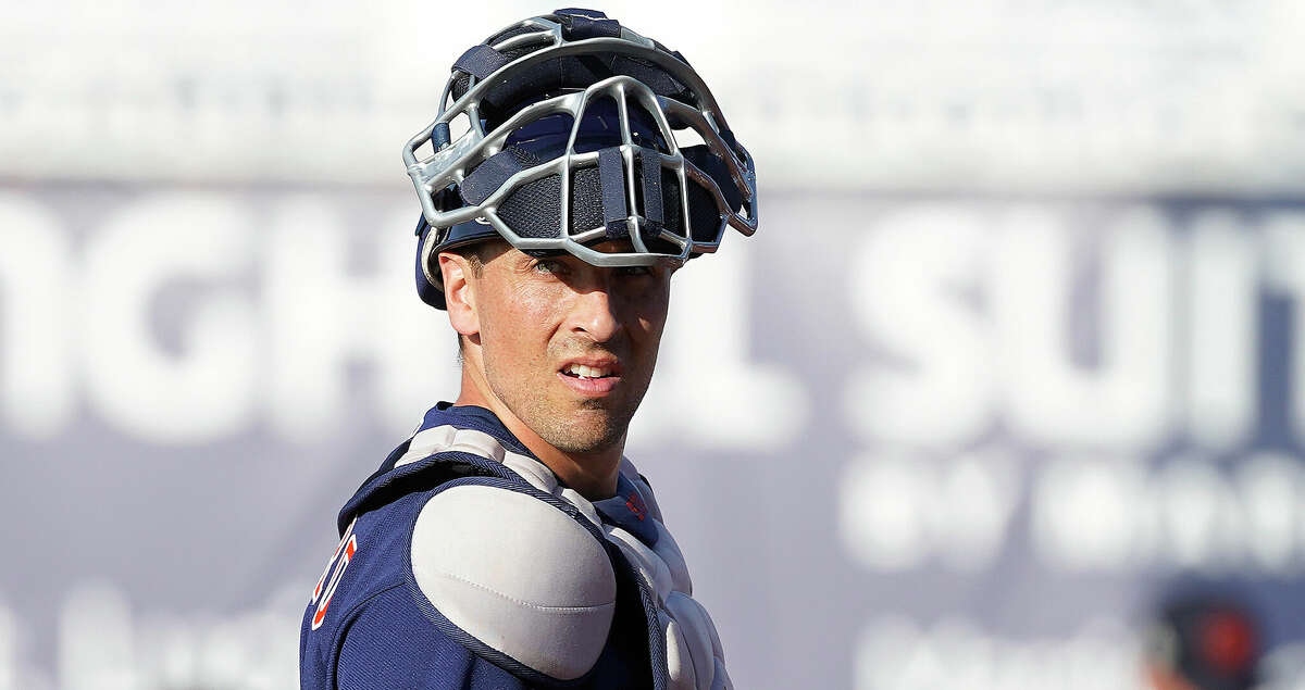 Jason Castro's insight proves valuable to fellow Astros catchers