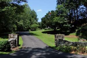 Stamford board debate what to do with vacant city properties