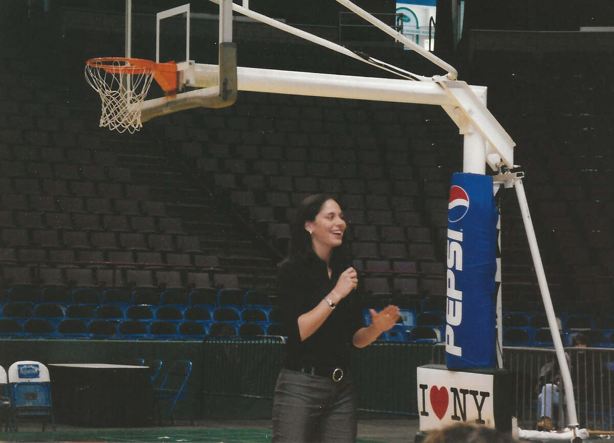 Sue Bird gives a presentation to about 500 boys and girls as part of a Siena College program called Women Assisting Youth in 2003 at the Pepsi Arena. (Joyce Bassett / Special to the Times Union)