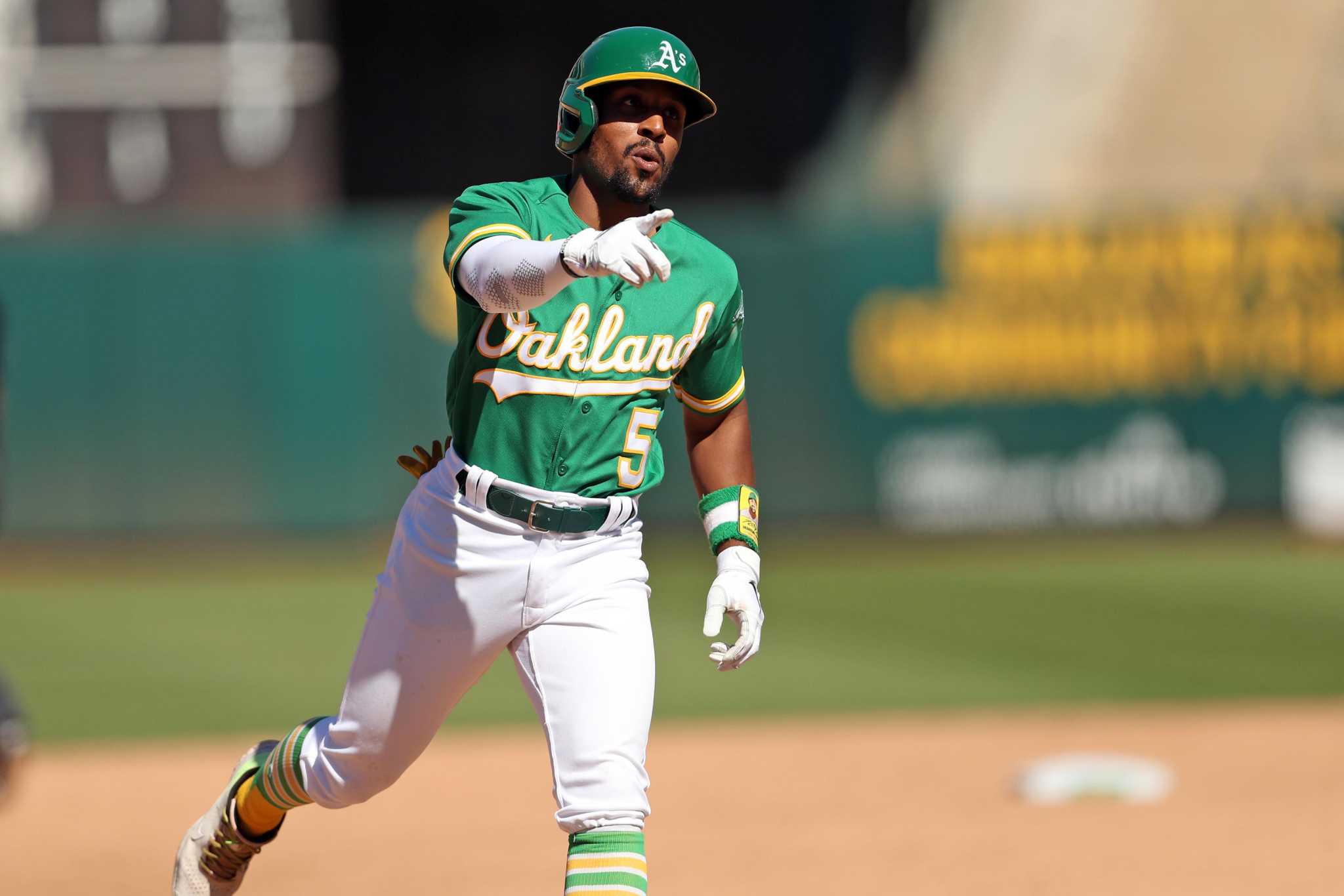 Elvis Andrus beginning to contribute at plate for Oakland A's - Athletics  Nation