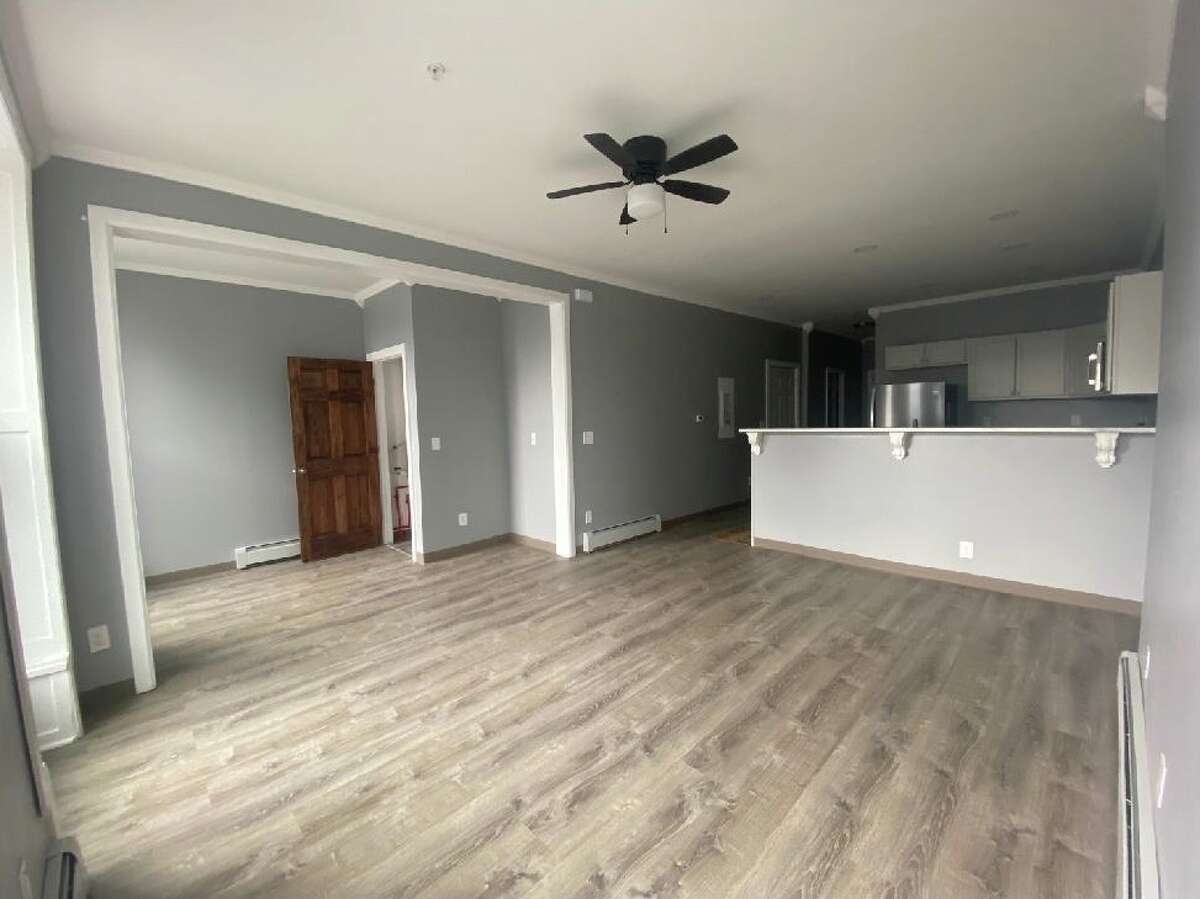 Brownstone at 10 Hall Place in Albany renovated into apartments