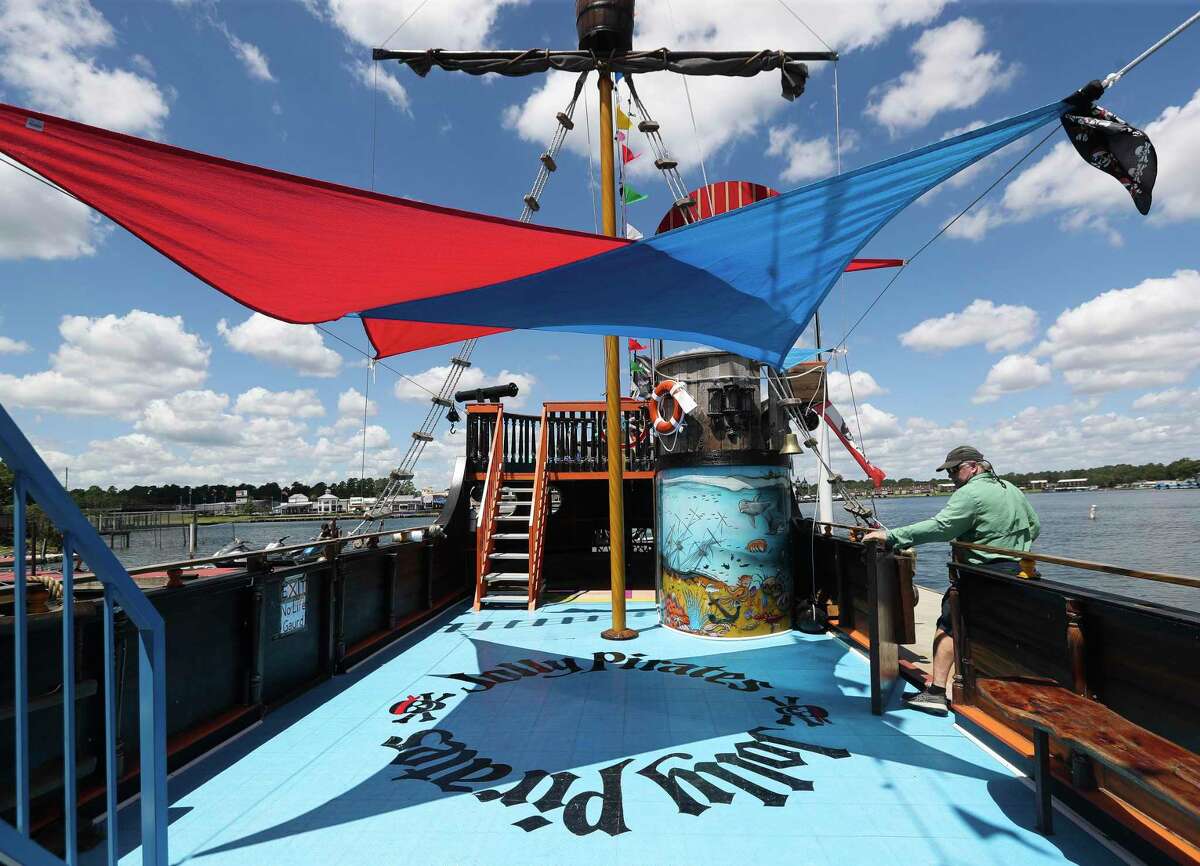 pirate cruise lake conroe