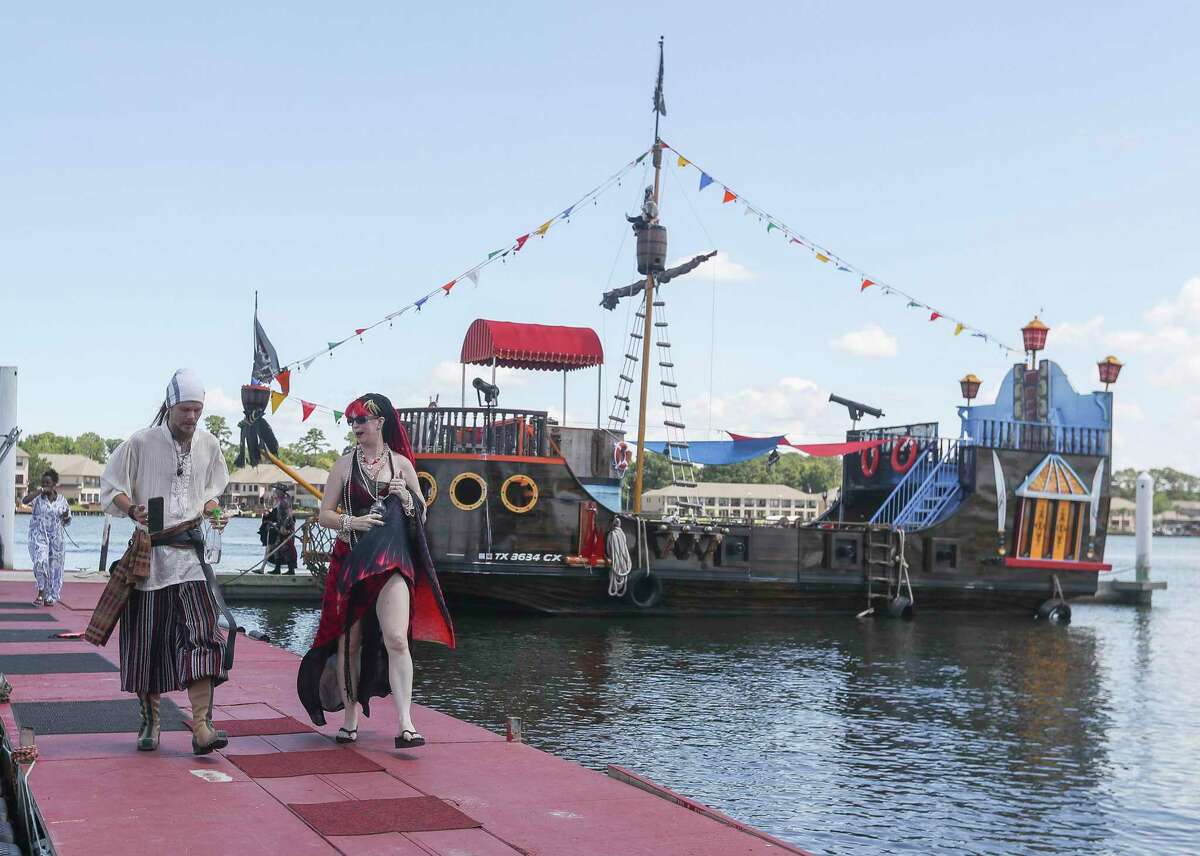 pirate cruise lake conroe