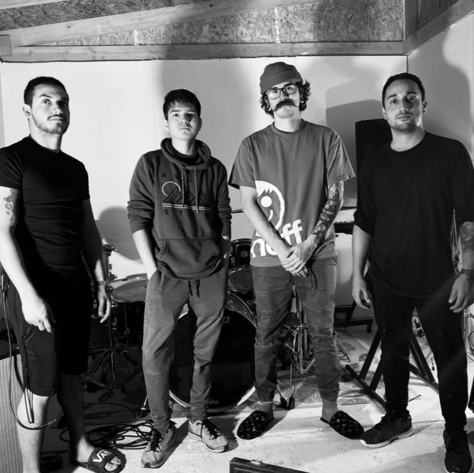 Laredo band Dos Leones looks to advance in contest for LA gig - Vimarsana News