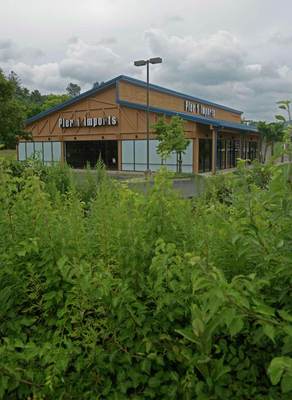 Chipotle could open at vacant spot near Danbury Fair mall