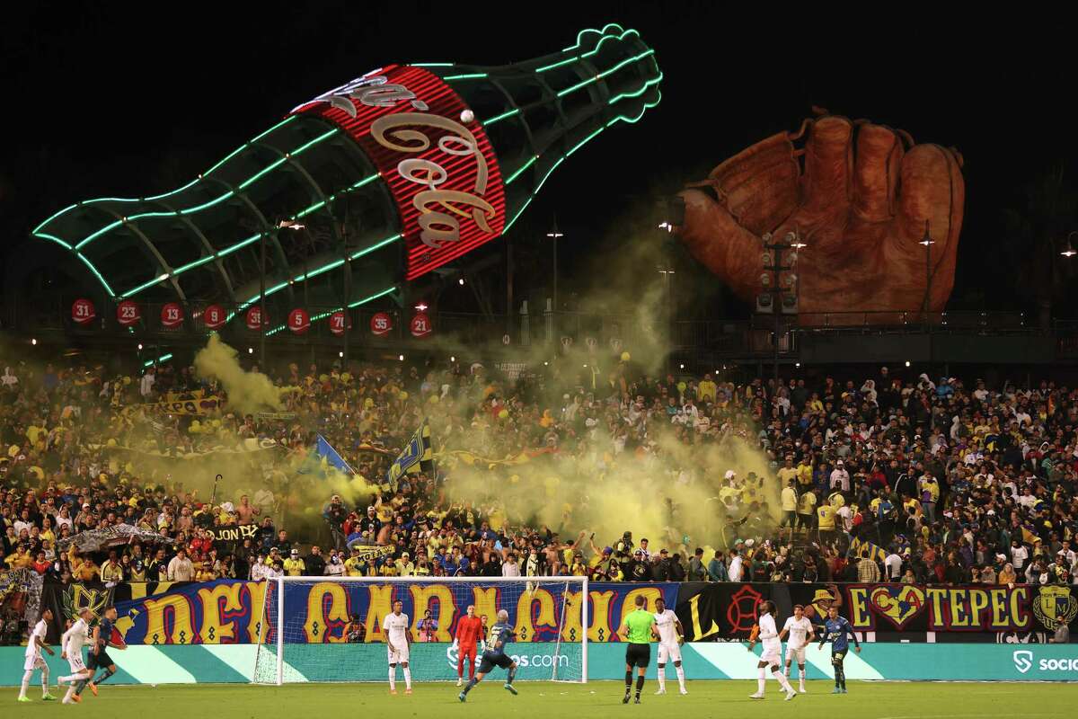 Real Madrid and Club América bring a capacity crowd to Oracle Park