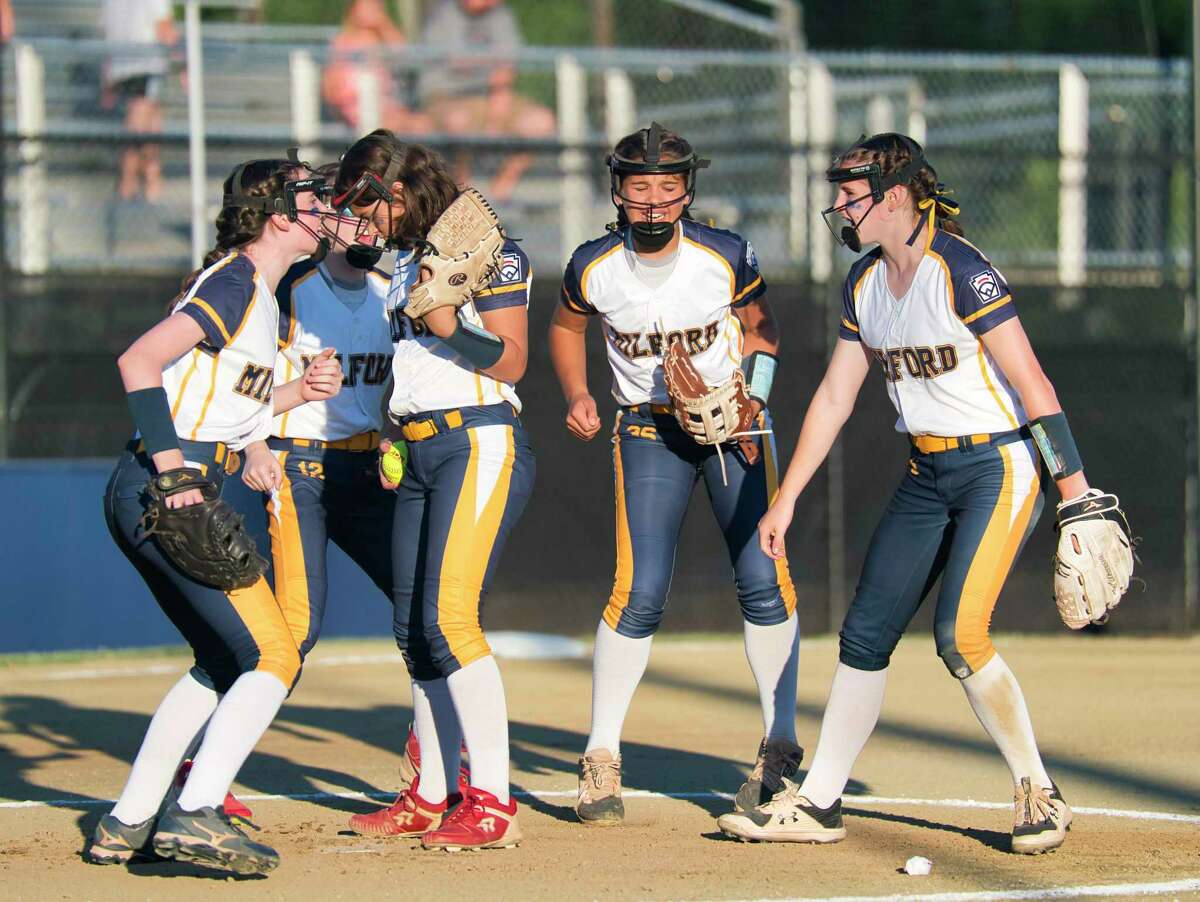 Milford advances to New England Little League softball final picture