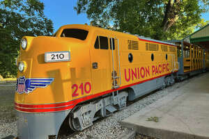 Union Pacific model added to San Antonio Zoo's fleet of trains