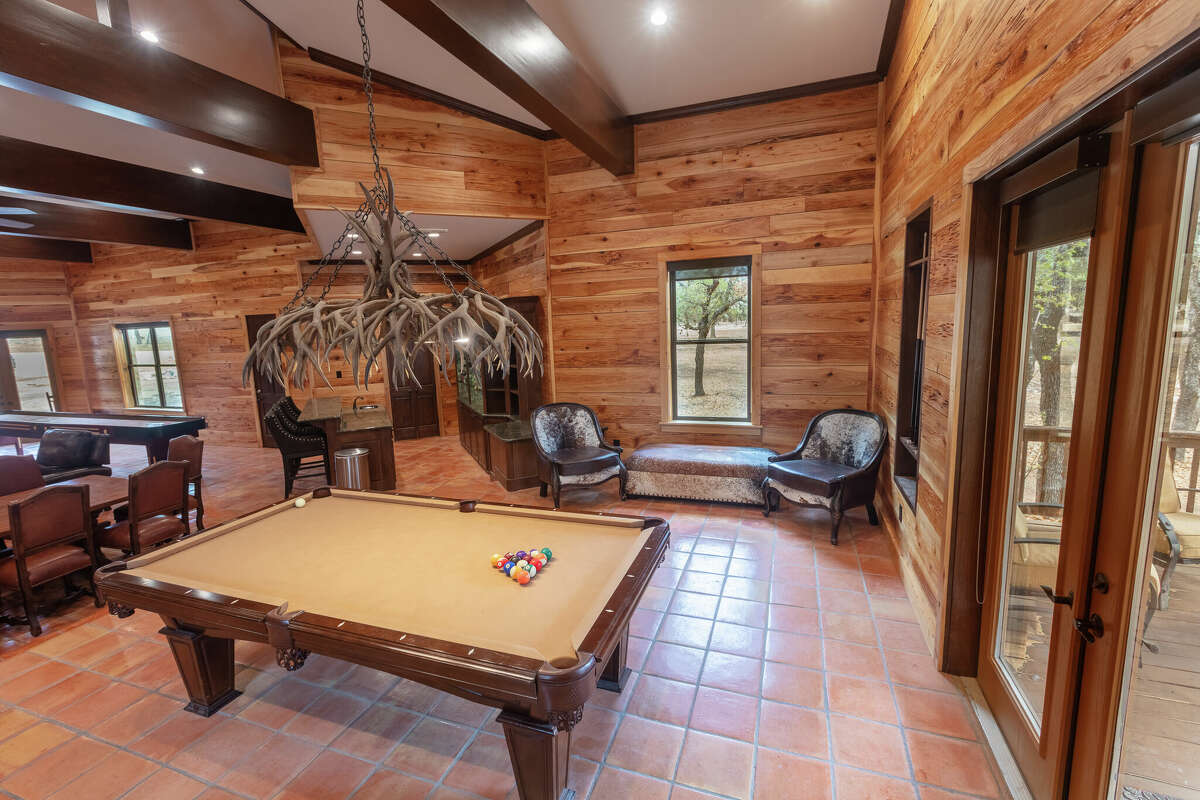 The $21 million Highveld Ranch is now for sale in Real County.