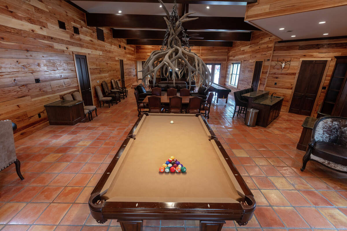 The $21 million Highveld Ranch is now for sale in Real County.
