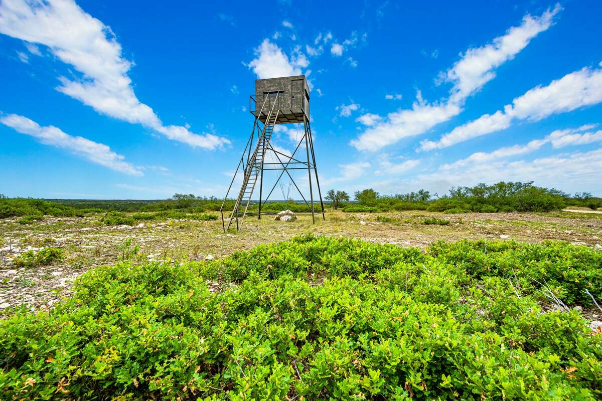The $21 million Highveld Ranch is now for sale in Real County.