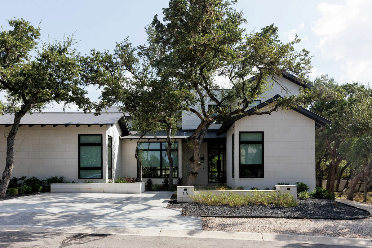 Lori Urbano's new home is not only a place to live, it also serves as a showplace where she can bring potential clients to show them the styles, materials and techniques she likes to bring to her jobs.