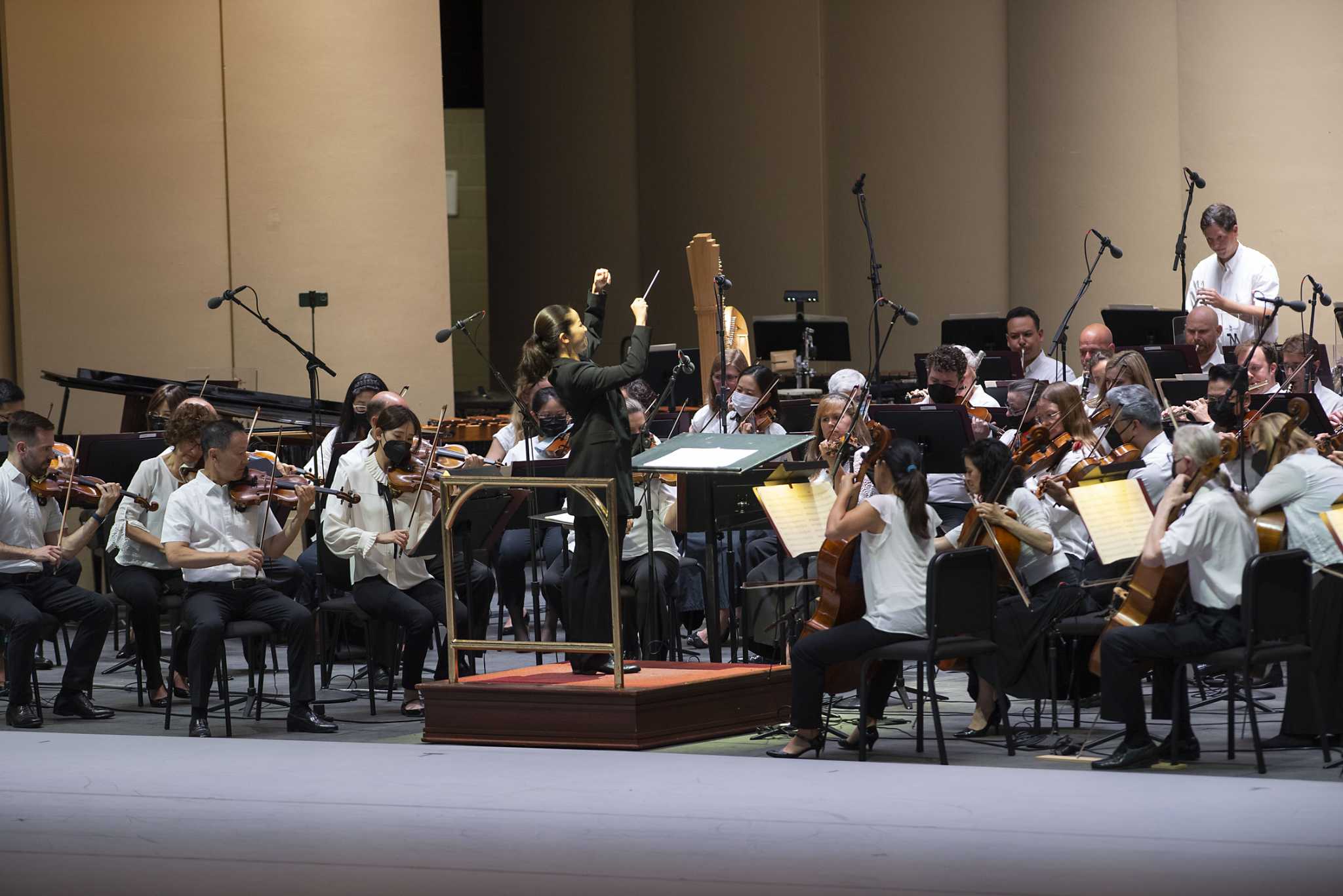 Review: Philadelphia Orchestra Brilliant With Beethoven's Fifth At SPAC