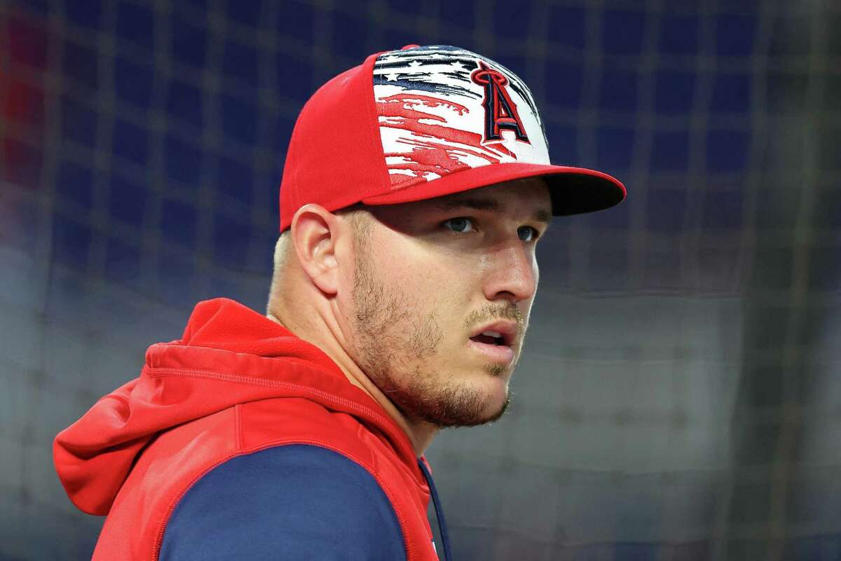 Mike Trout placed on 10-day injured list, also named Team USA