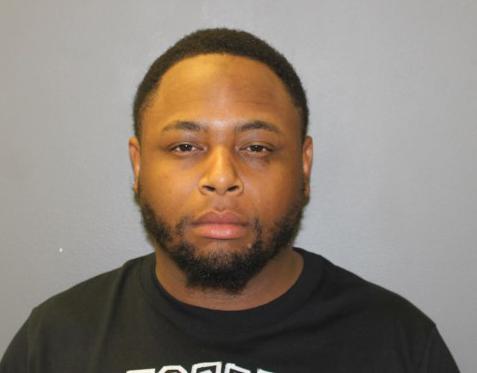 Hamden Police: New Haven man had illegal guns, pound of marijuana
