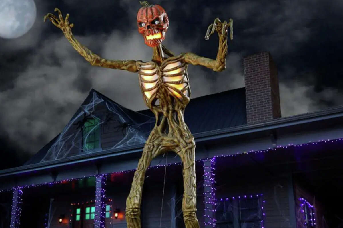 Halloween Skeleton Amazon 2022 Home Depot S 12 Foot Skeleton Is Back In 2022