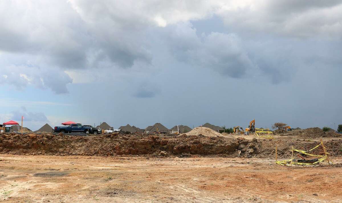 A new Cline Elementary will soon rise at this construction site at the intersection of West Boulevard and Friendswood Lakes Boulevard.