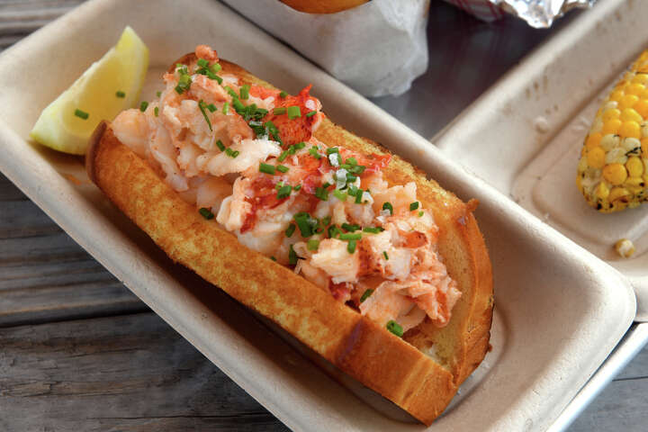 New York Times chimes in on CT and Maine's 'lobster roll rivalry'