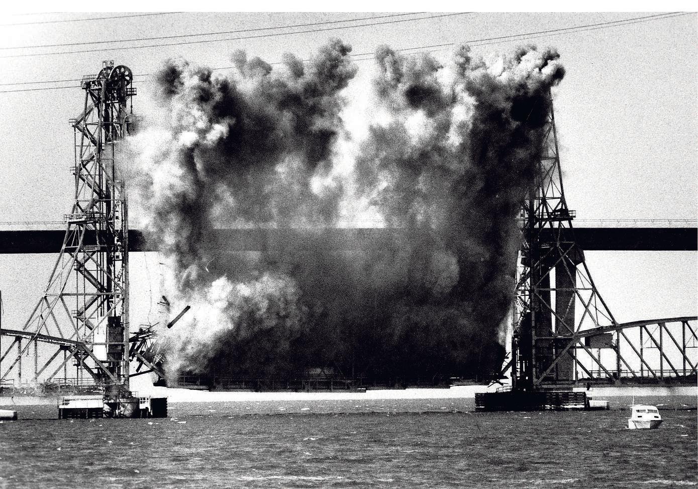 The Dumbarton Bridge was the first to span the San Francisco Bay - Vimarsana News