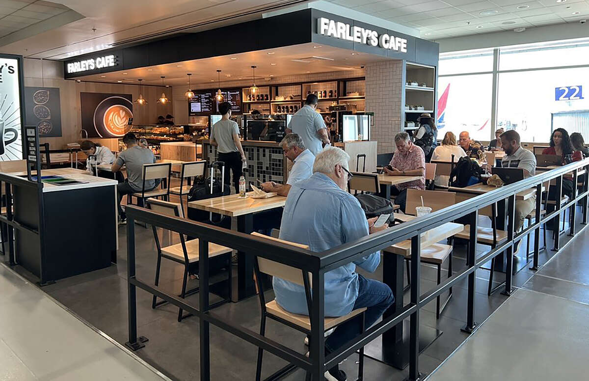 Oakland Airport restaurants finally get food, drink overhaul