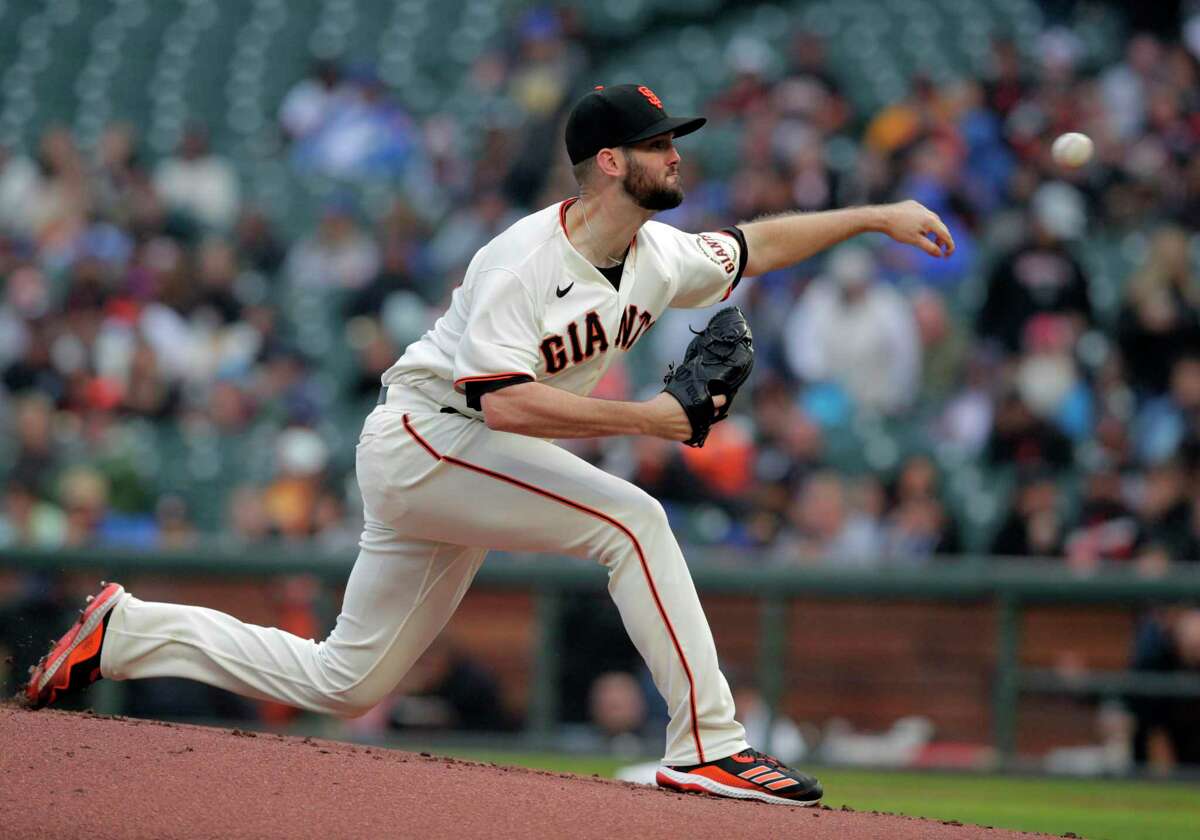 Alex Wood (57) pitches for the Giants as the San Francisco Giants played the Chicago Cubs at Oracle Park in San Francisco, Calif., on Thursday, July 28, 2022.
