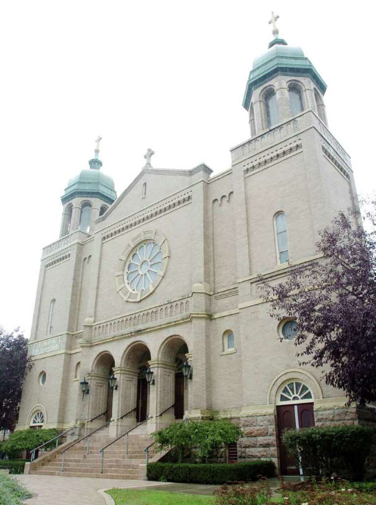 God and Main Street The faces of religion in downtown Danbury
