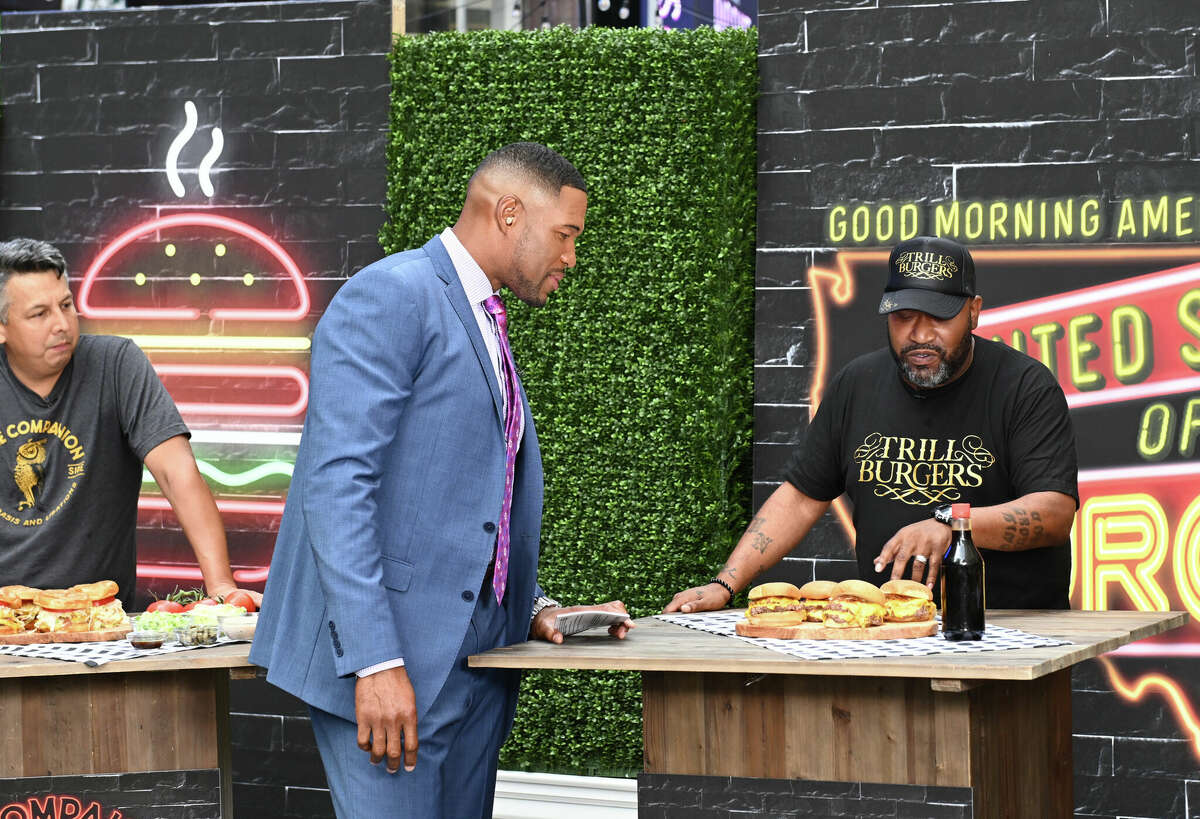 Houston Chronicle on Instagram: Bun B, the big southern rap empresario and  Trill Burgers co-founder, loves spreading the word about Houston's newest  food sensation, but he says he might have to draw