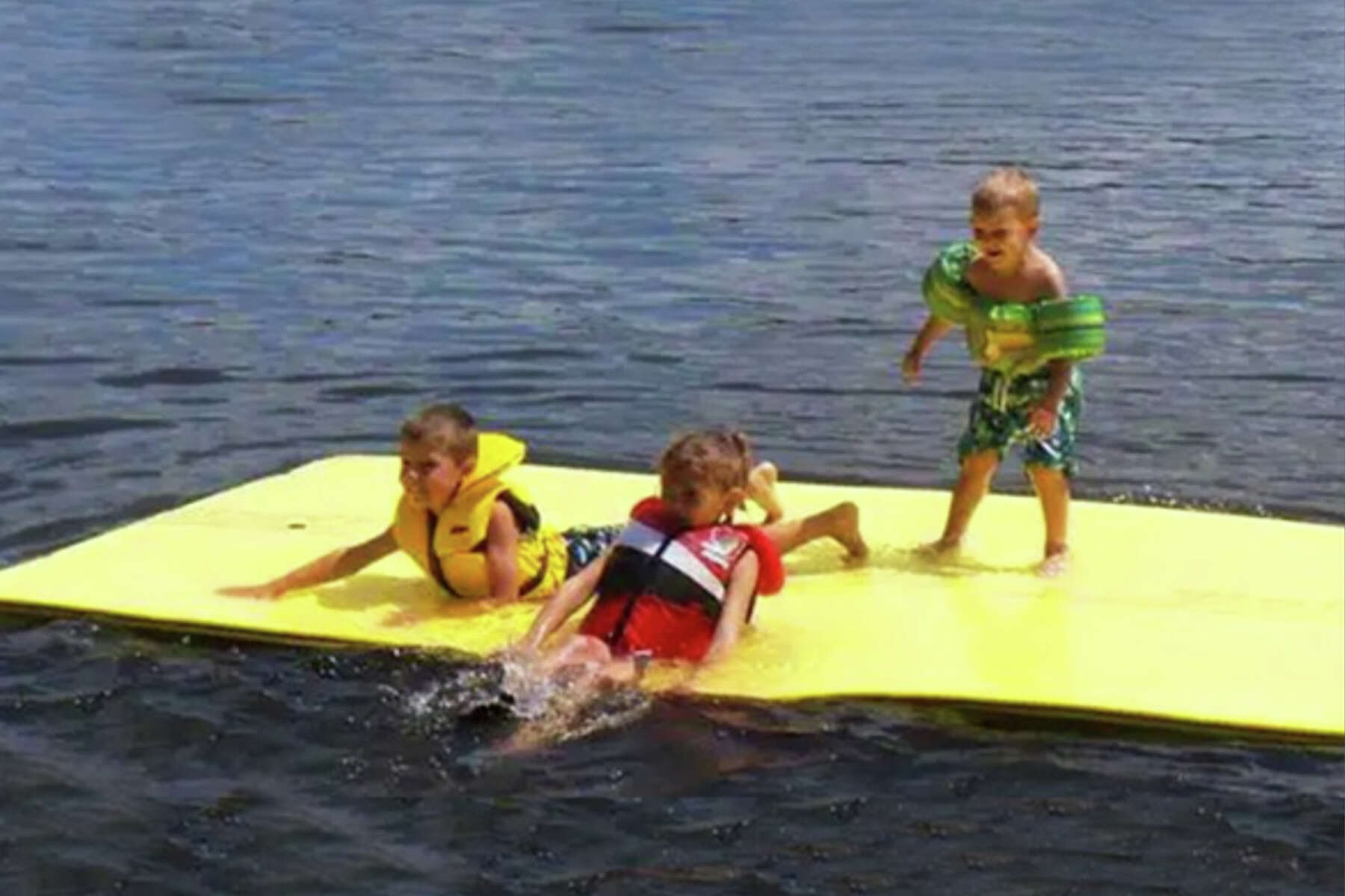 Have Fun In The Sun This Summer With A New Wateraft Floating Mat