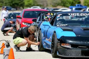 Selma draws race car enthusiasts for monthly fun