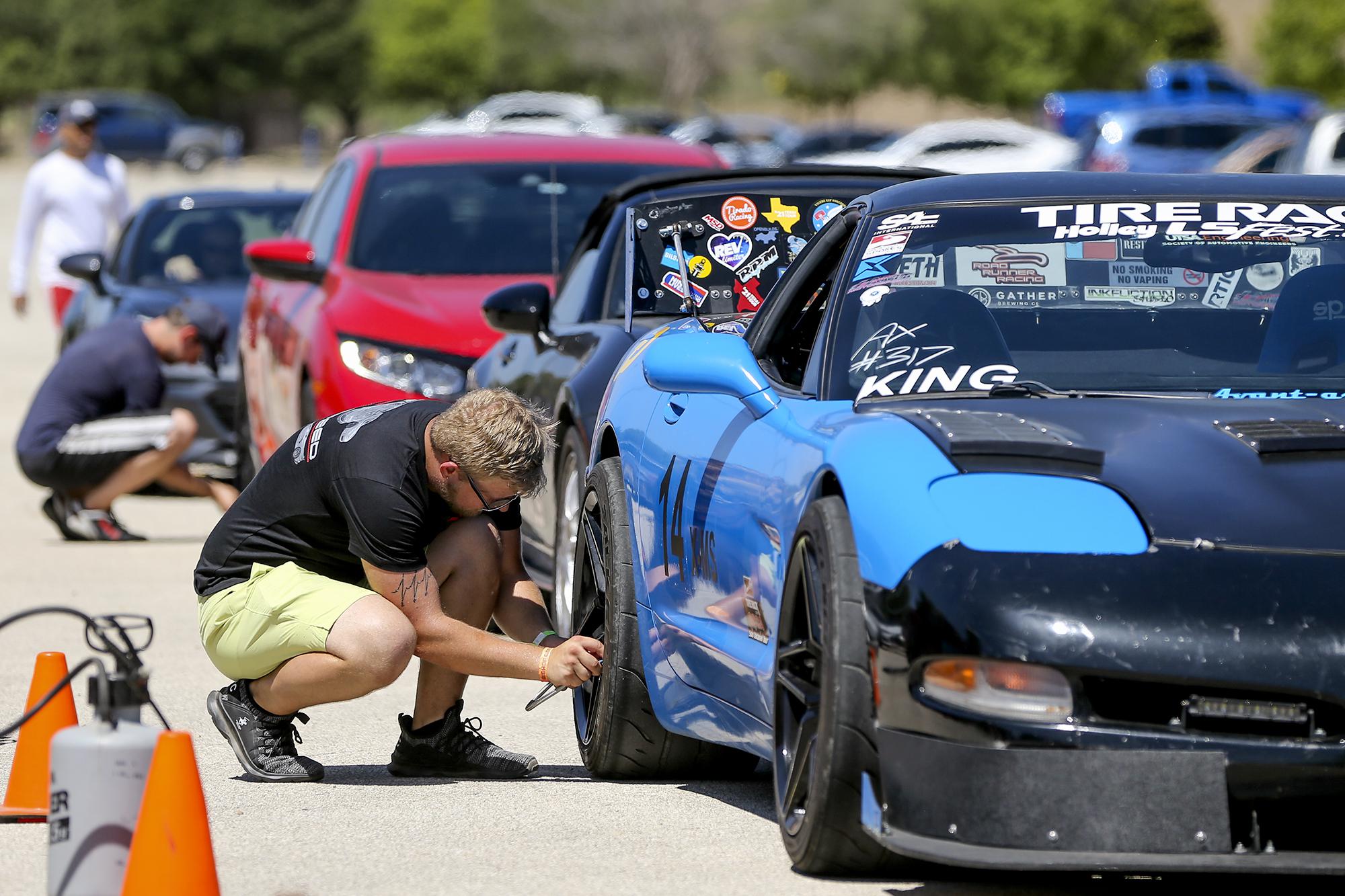 Race car enthusiasts gear up for monthly fun in Selma