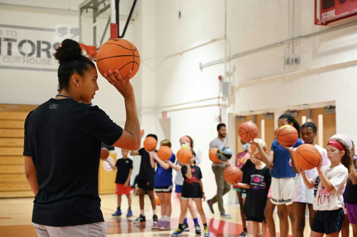 UConn women's basketball guard Azzi Fudd hosts summer basketball camp to raise money for the Pat Summitt Foundation. The camp was held at Fudd's alma mater in Washington D.C.