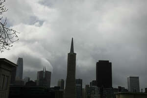 Record-breaking rainfall drizzles over downtown San Francisco