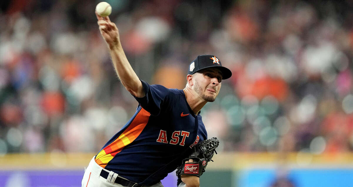 Houston Astros starting pitcher Jake Odorizzi throws against the Seattle Mariners during the first inning of a baseball game Sunday, July 31, 2022, in Houston. (AP Photo/David J. Phillip)