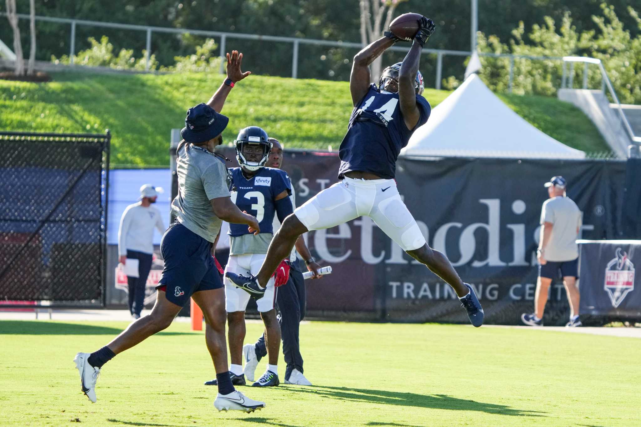 Houston Texans training camp observations: Derek Stingley Jr. on schedule  for first game, Davis Mills taking