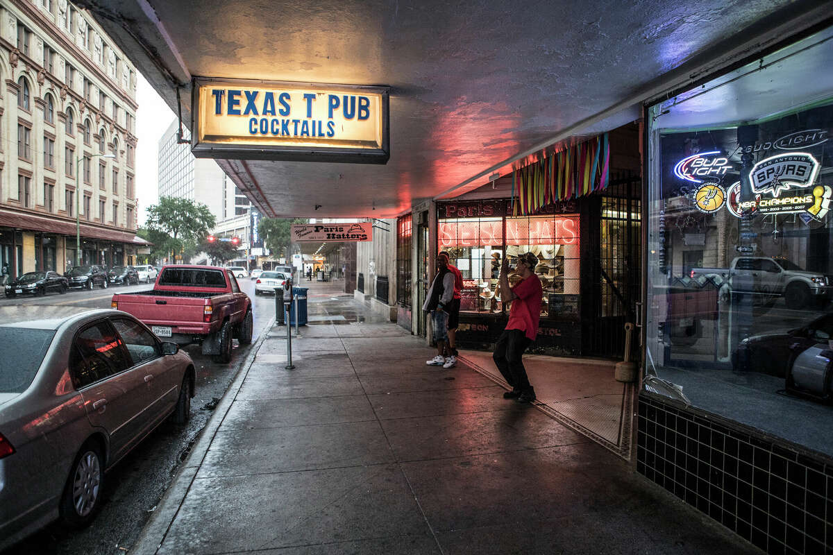 The exterior of the Texas T Pub in downtown San Antonio.