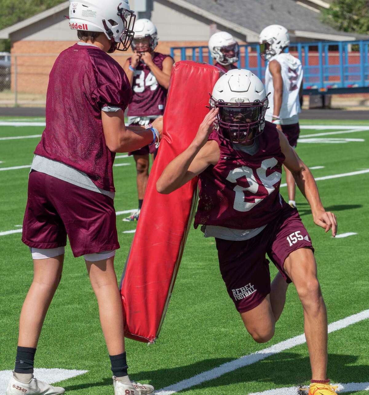 Houston-area football teams hit the field for first practice day