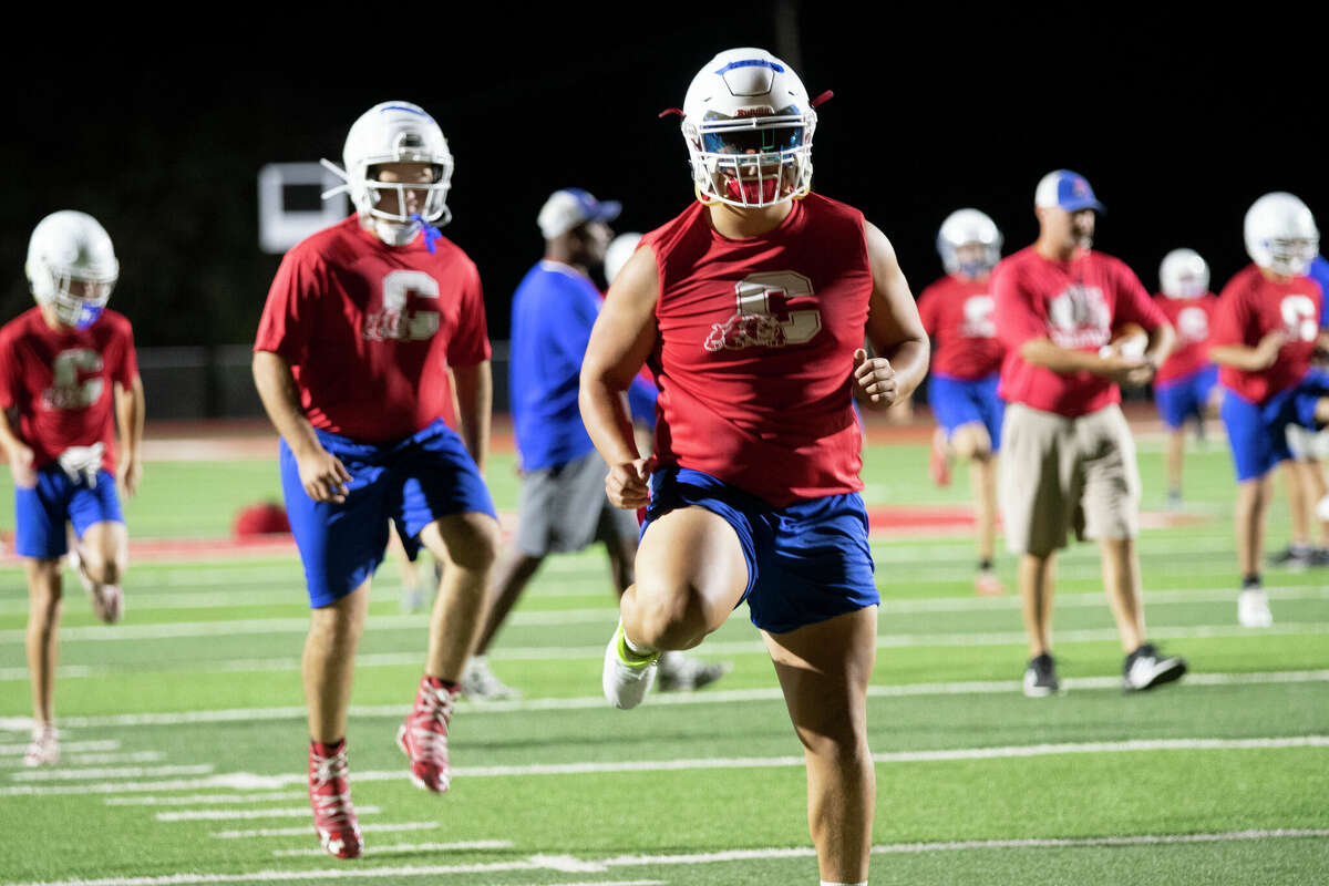 HS FOOTBALL Area teams enjoy first day of practices
