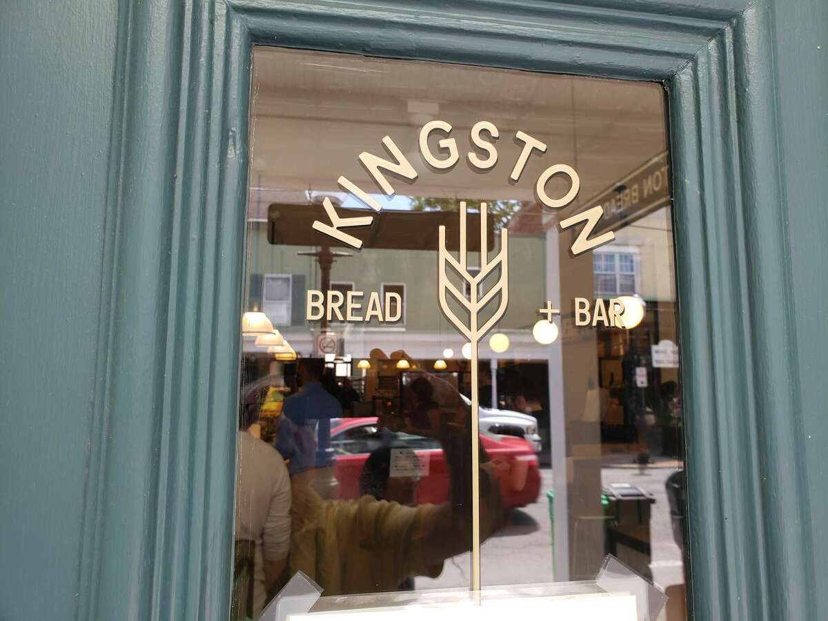 Column Kingston day trip features food, shopping and a tugboat