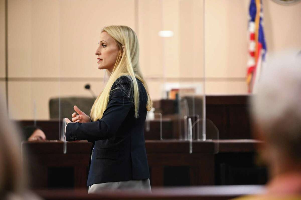 Prosecutor Kristen Mulliner delivers her opening statement to the jury during the murder trial of Jorge Izquierdo, who is accused of shooting his children’s mother, Cora Nickel, on Aug. 20, 2020.